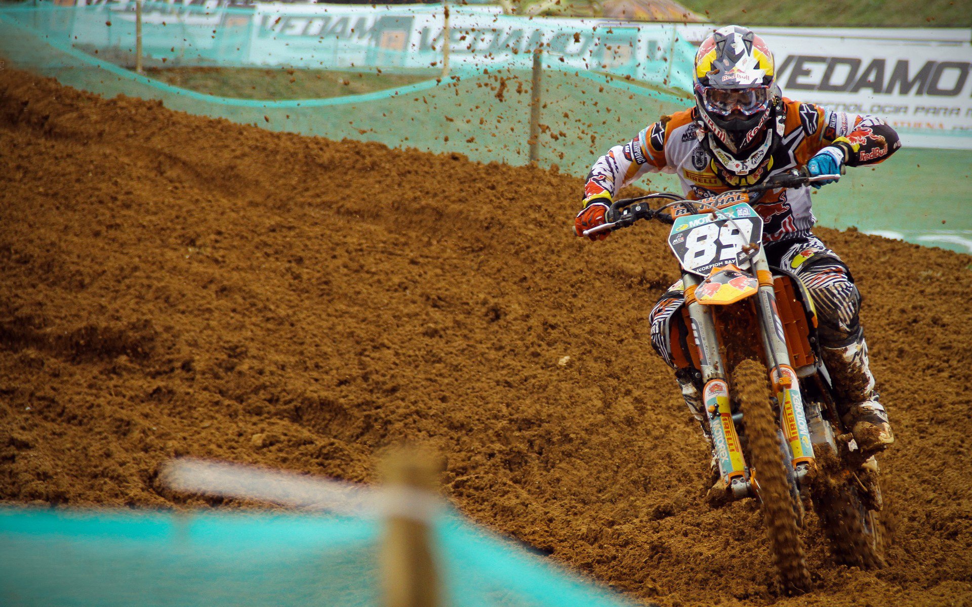 明星运动员积极参与社会公益，运动员明星化利大于弊